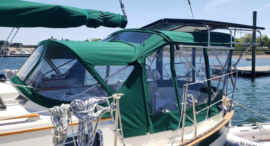 Award-winning complex canvas and solar project from Gemini Marine Canvas and Marine Products.